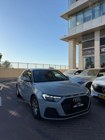 אאודי A1