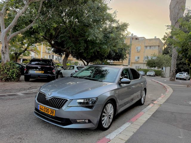מודעת רכב סקודה סופרב