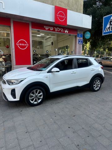 קיה סטוניק
