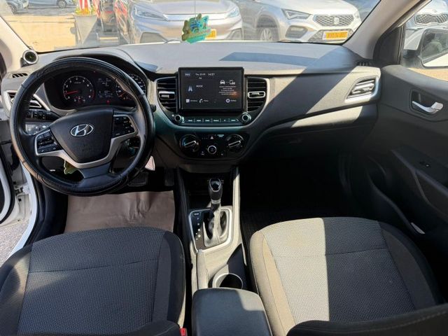 יונדאי אקסנט i25