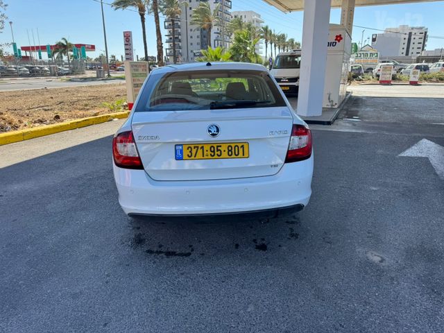 סקודה ראפיד
