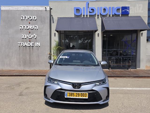 טויוטה קורולה