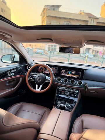 מרצדס-בנץ E-class