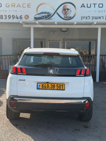 פיג'ו 3008