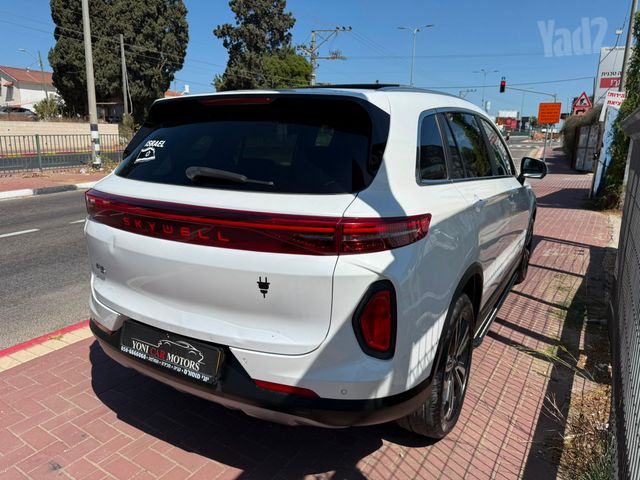 סקייוול ET5