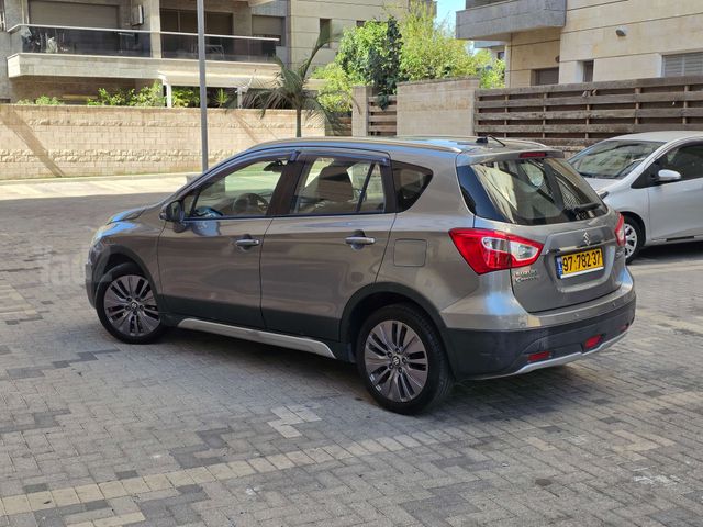 סוזוקי קרוסאובר