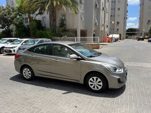 יונדאי אקסנט i25