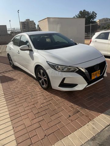 ניסאן סנטרה