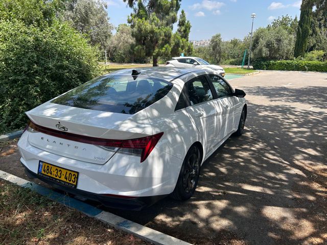יונדאי אלנטרה