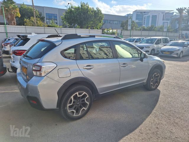 מודעת רכב סובארו XV