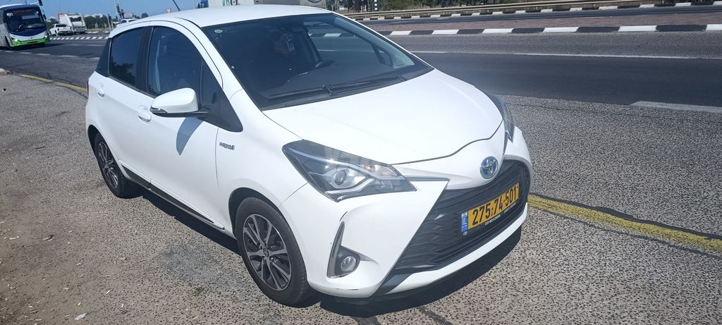 מודעת רכב טויוטה יאריס