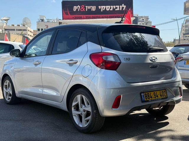 יונדאי i10