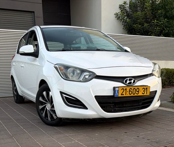 מודעת רכב יונדאי i20