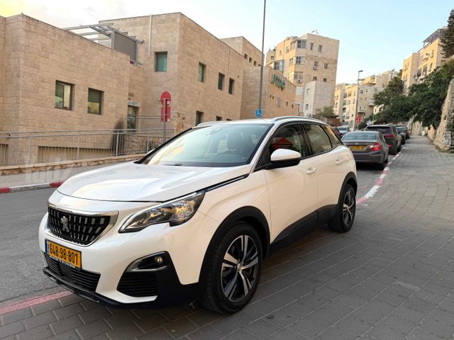 פיג'ו 3008