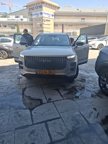 ג'אקו J7