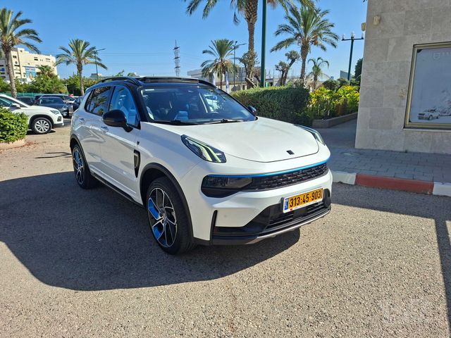 לינק אנד קו 01