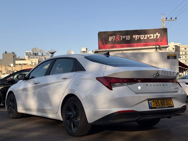 יונדאי אלנטרה
