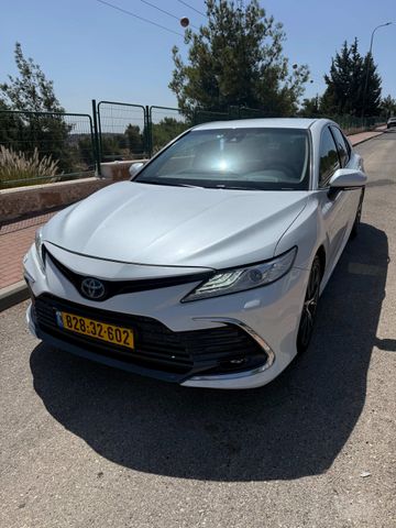 טויוטה קאמרי