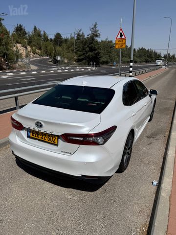 טויוטה קאמרי