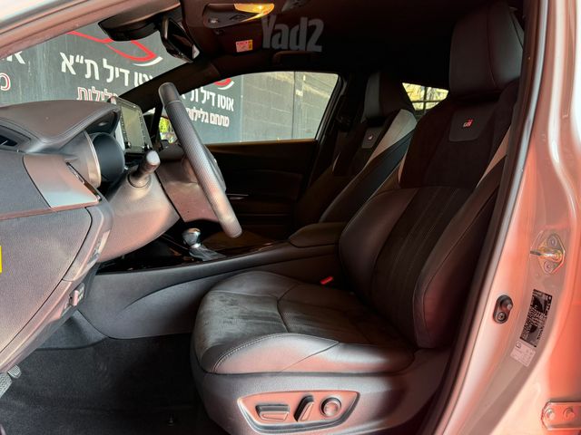 טויוטה C-HR