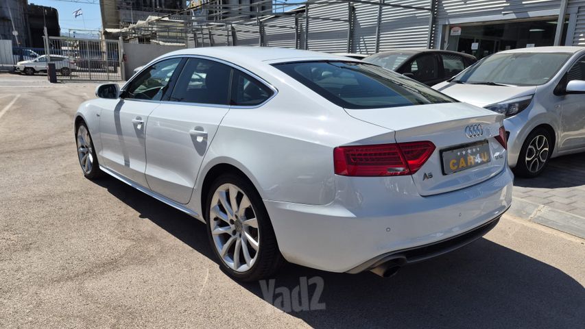 אאודי A5