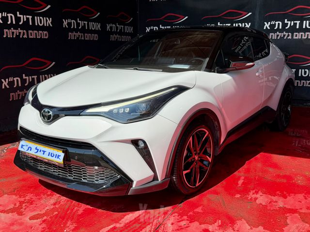 טויוטה C-HR