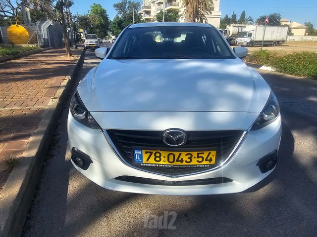 מאזדה 3