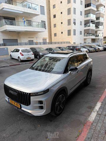 ג'אקו J7