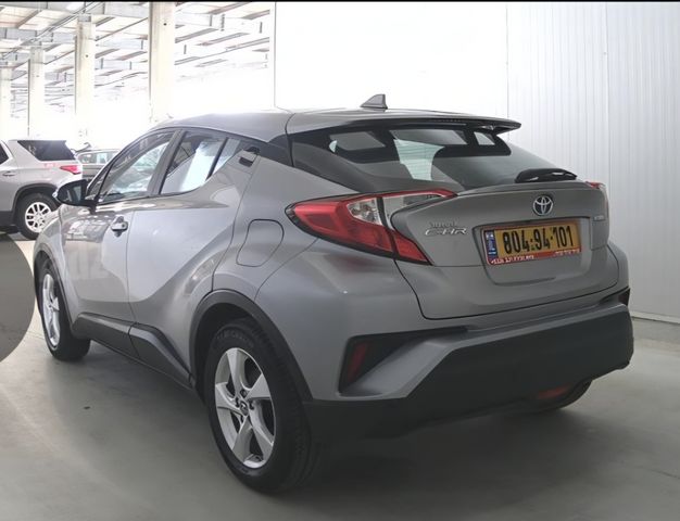 טויוטה C-HR