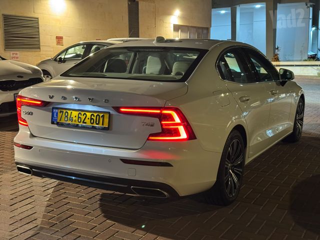וולוו S60