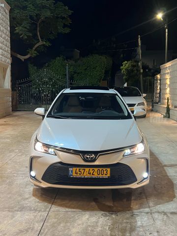 טויוטה קורולה