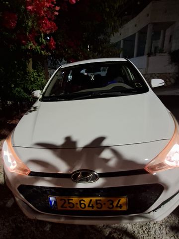 מודעת רכב יונדאי i20