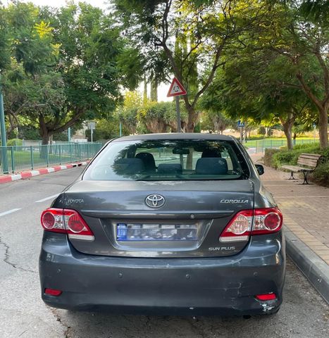 טויוטה קורולה