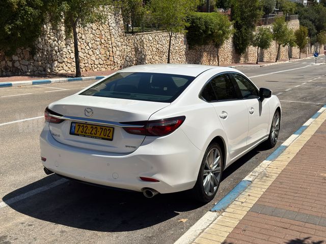 מאזדה 6