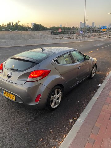 מודעת רכב יונדאי ולוסטר