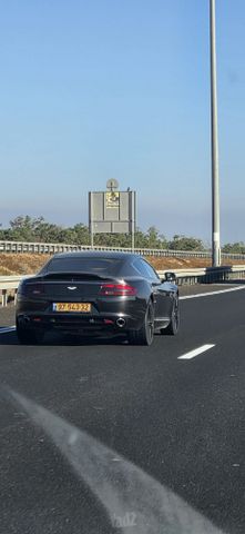 מודעת רכב אסטון מרטין Rapide