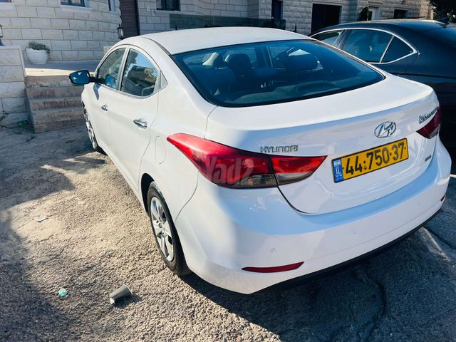 יונדאי I35
