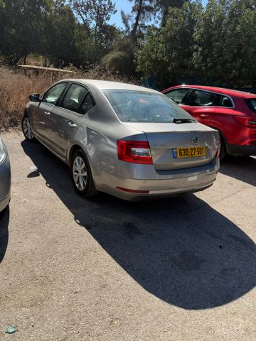 סקודה אוקטביה