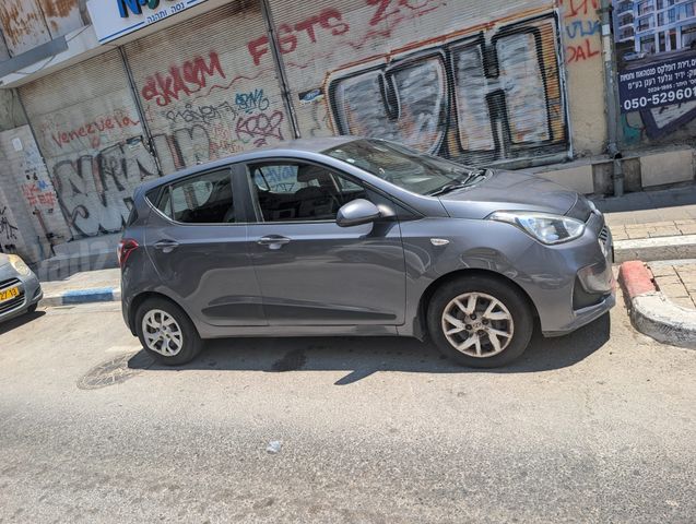 יונדאי i10