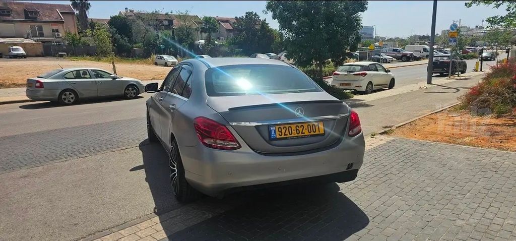 מרצדס-בנץ C-class