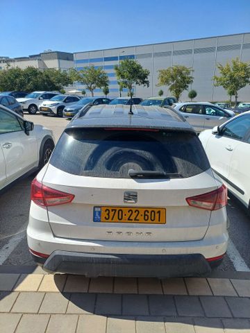 סיאט ארונה