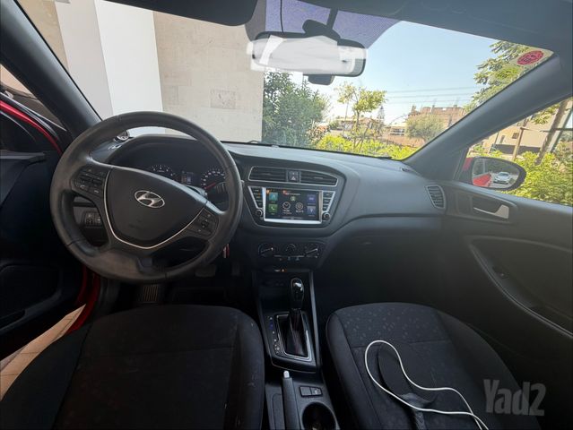 יונדאי i20