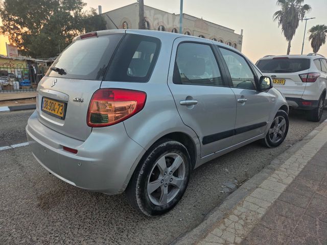 סוזוקי SX4