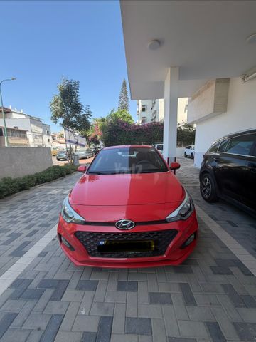 מודעת רכב יונדאי i20