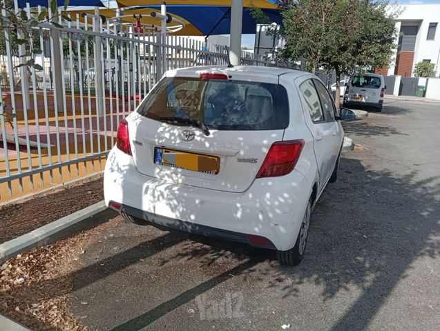 מודעת רכב טויוטה יאריס