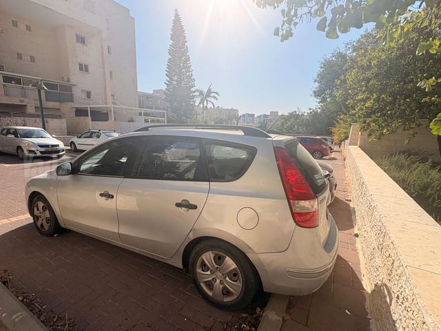 מודעת רכב יונדאי i30