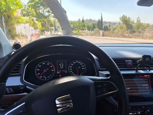 מודעת רכב סיאט ארונה
