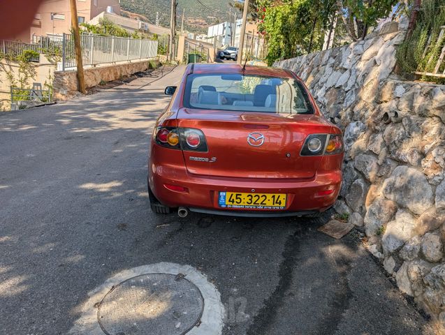 מאזדה 3