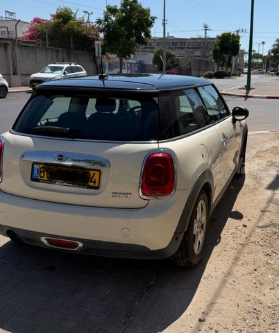 מודעת רכב מיני קופר