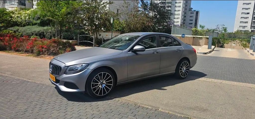 מרצדס-בנץ C-class
